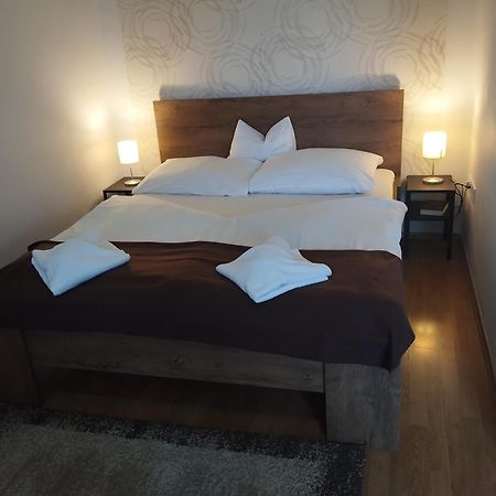 Eden Panzio Bed and Breakfast Έγκερ Εξωτερικό φωτογραφία