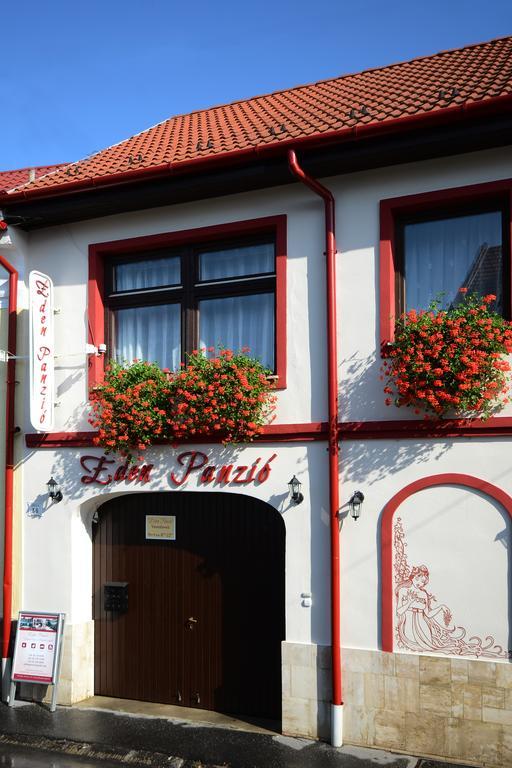 Eden Panzio Bed and Breakfast Έγκερ Εξωτερικό φωτογραφία