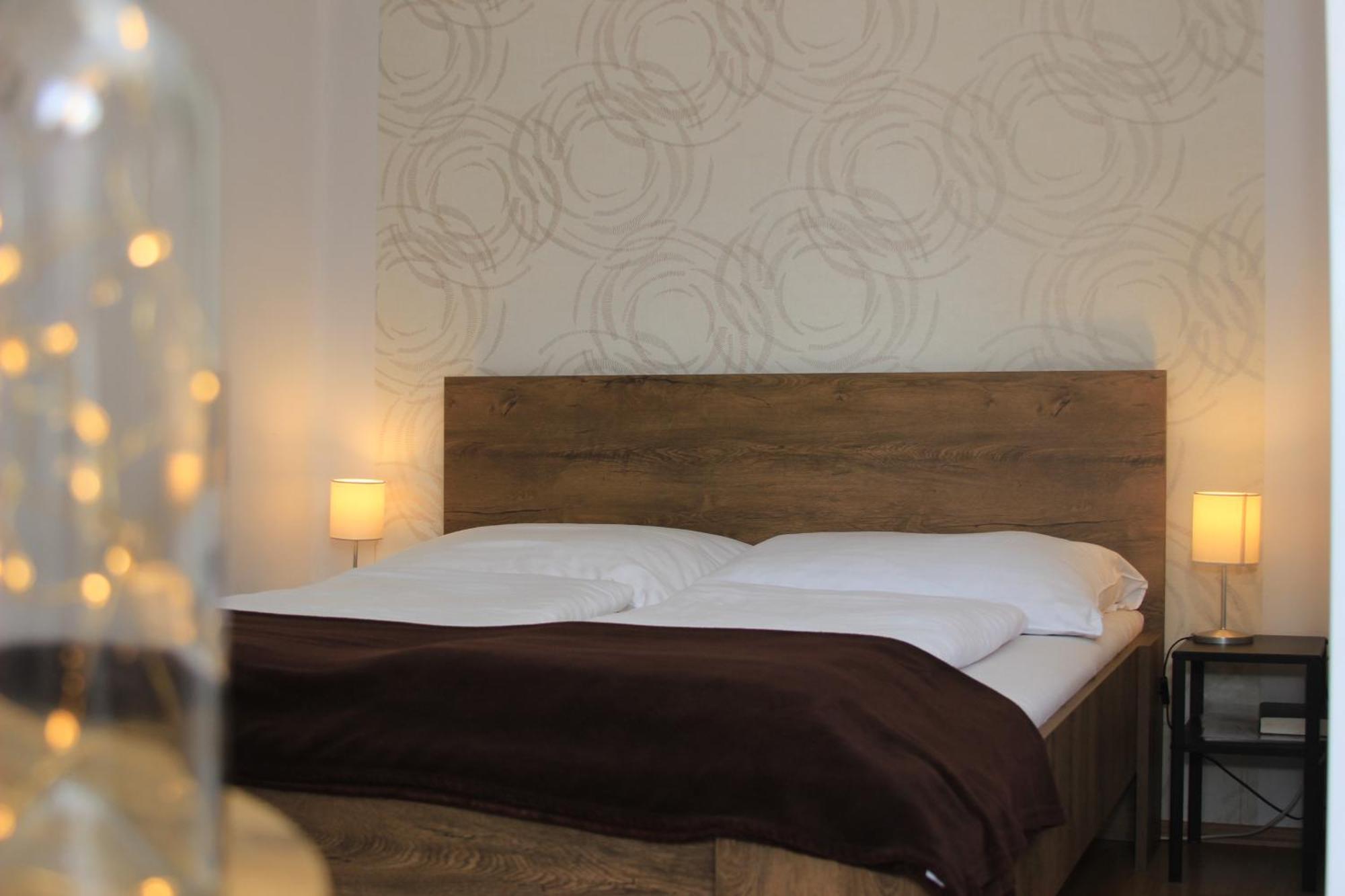 Eden Panzio Bed and Breakfast Έγκερ Εξωτερικό φωτογραφία