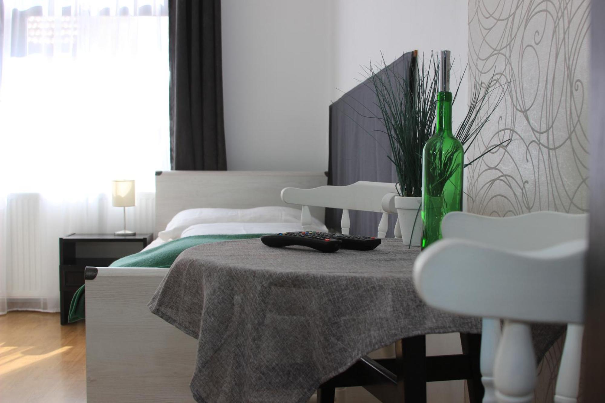 Eden Panzio Bed and Breakfast Έγκερ Εξωτερικό φωτογραφία