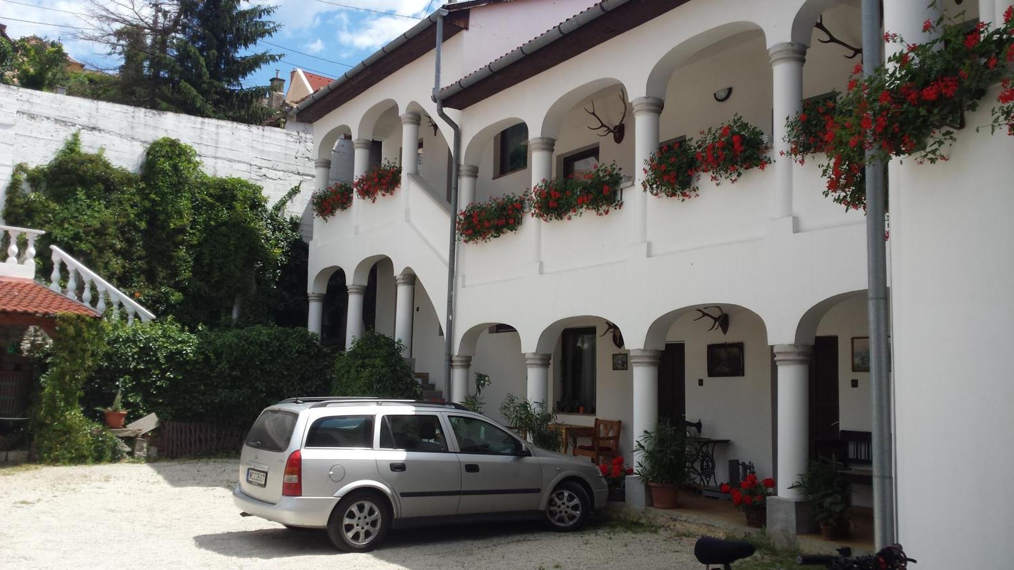 Eden Panzio Bed and Breakfast Έγκερ Εξωτερικό φωτογραφία