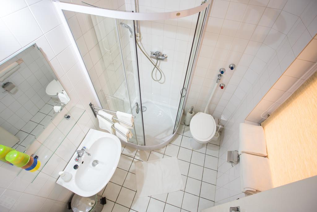 Eden Panzio Bed and Breakfast Έγκερ Εξωτερικό φωτογραφία