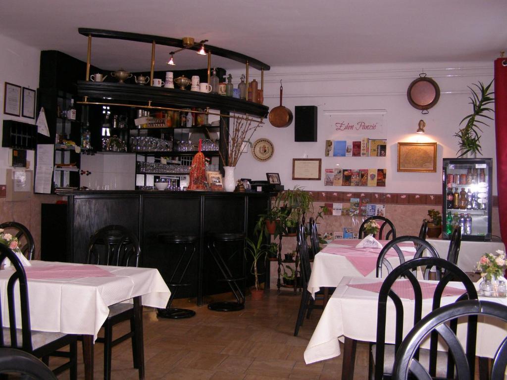 Eden Panzio Bed and Breakfast Έγκερ Εξωτερικό φωτογραφία