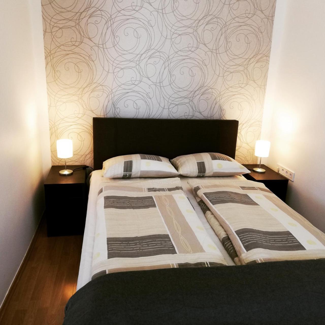 Eden Panzio Bed and Breakfast Έγκερ Εξωτερικό φωτογραφία